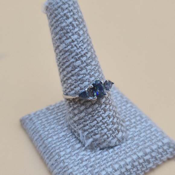 Size 8.75 Sterling Silver Colorful Triple Cubic Zirconia Band Ring A5882 - Picture 3 of 9